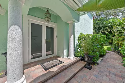 7 Grand Bay Circle, Juno Beach, FL 33408 - Photo 4