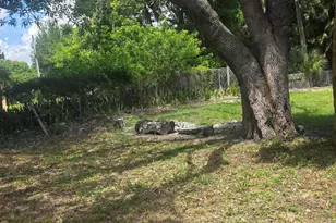 619 N 9th N St, Fort Pierce, FL 34950 - Photo 16