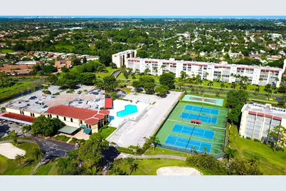 3810 Via Poinciana #404, Lake Worth, FL 33467 - Photo 38