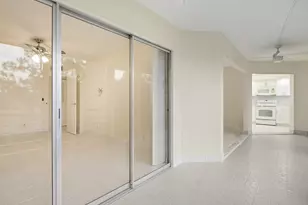 3810 Via Poinciana, Lake Worth, FL 33467 - Photo 20