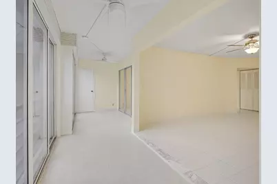 3810 Via Poinciana #404, Lake Worth, FL 33467 - Photo 12