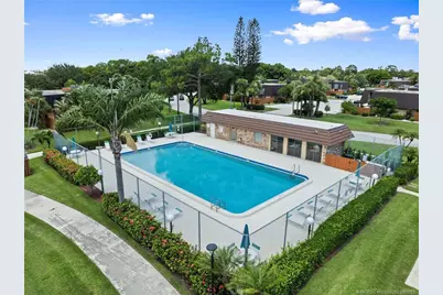 5818 SE Windsong Lane #212, Stuart, FL 34997 - Photo 4