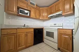 337 Saxony H, Delray Beach, FL 33446 - Photo 2