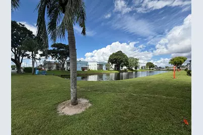 337 Saxony H, Delray Beach, FL 33446 - Photo 24