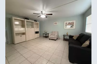 337 Saxony H, Delray Beach, FL 33446 - Photo 6