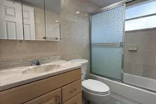 337 Saxony H, Delray Beach, FL 33446 - Photo 8