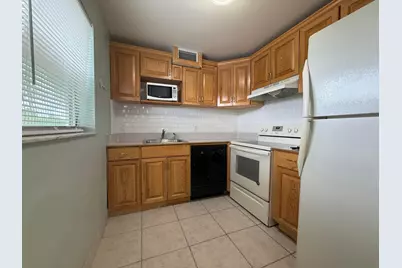 337 Saxony H, Delray Beach, FL 33446 - Photo 1