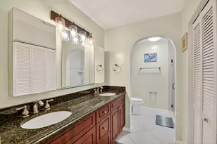 801 Harbour Pointe Way, Greenacres, FL 33413 - Photo 14