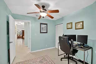 801 Harbour Pointe Way, Greenacres, FL 33413 - Photo 18