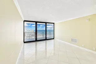 3000 N Ocean Dr, Singer Island, FL 33404 - Photo 4