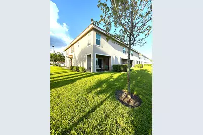 6794 Broadwater Lane, Lake Worth, FL 33467 - Photo 12