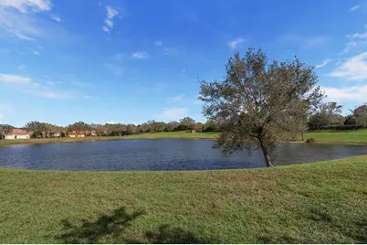 10007 SW Ambrose Way, Port Saint Lucie, FL 34986 - Photo 2