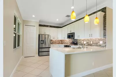 10007 SW Ambrose Way, Port Saint Lucie, FL 34986 - Photo 16