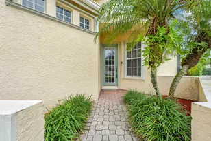 627 SW St Thomas Cove, Port Saint Lucie, FL 34986 - Photo 2