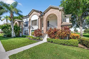 8041 Aberdeen Dr, Boynton Beach, FL 33472 - Photo 2