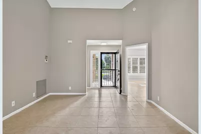 8041 Aberdeen Drive #202, Boynton Beach, FL 33472 - Photo 4