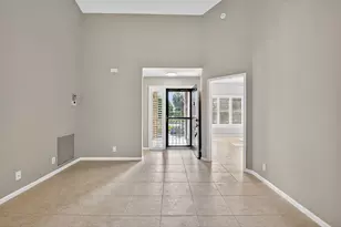 8041 Aberdeen Dr, Boynton Beach, FL 33472 - Photo 4