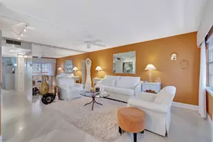 2026 Cornwall B, Boca Raton, FL 33434 - Photo 12