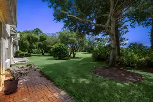 1583 SW Harbour Isles Cir, Port Saint Lucie, FL 34986 - Photo 30