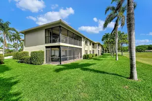 3 Stratford Dr, Boynton Beach, FL 33436 - Photo 2