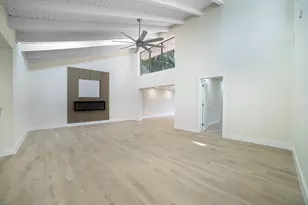 8008 Eastlake Dr, Boca Raton, FL 33433 - Photo 4