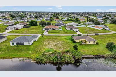 2616 NW 4th Place, Cape Coral, FL 33993 - Photo 36