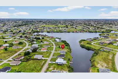 2616 NW 4th Place, Cape Coral, FL 33993 - Photo 14