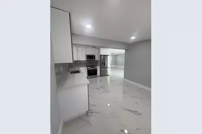 1319 Crest Drive, Palm Springs, FL 33461 - Photo 14