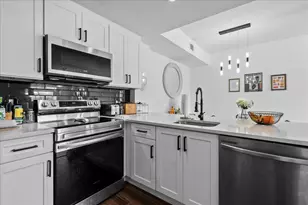 2808 Amalei Dr, Palm Beach Gardens, FL 33410 - Photo 10