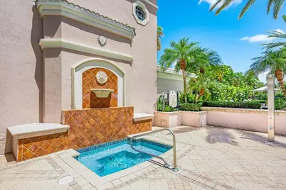 2808 Amalei Drive #202, Palm Beach Gardens, FL 33410 - Photo 32