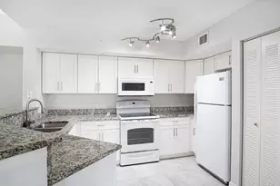 4041 San Marino Blvd, West Palm Beach, FL 33409 - Photo 8