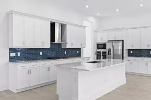 2301 SE Canopy Cove Ln, Port Saint Lucie, FL 34984 - Photo 8