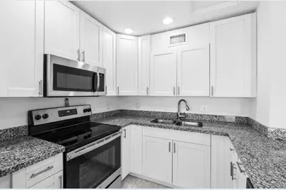 239 Ventnor Q, Deerfield Beach, FL 33442 - Photo 2