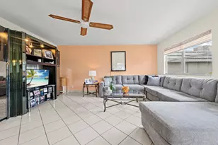 20 Waterford A, Delray Beach, FL 33446 - Photo 8
