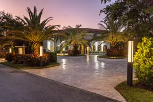 290 NW 6th St, Boca Raton, FL 33432 - Photo 1