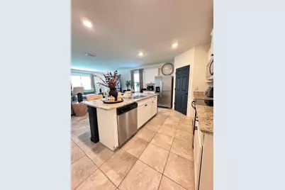 668 Old Country Road SE, Palm Bay, FL 32909 - Photo 6
