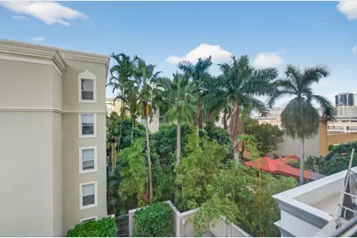 651 Okeechobee Boulevard #302, West Palm Beach, FL 33401 - Photo 16