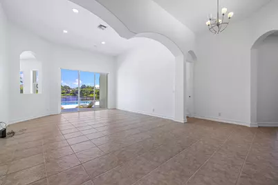 6916 NW 113th Avenue, Parkland, FL 33076 - Photo 10