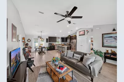 2086 SW Monterrey Lane, Port Saint Lucie, FL 34953 - Photo 10