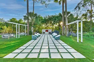 377 Squire Dr, Wellington, FL 33414 - Photo 36