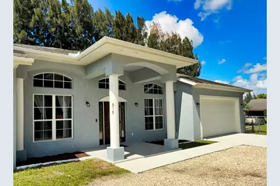 315 Kaye Street, Fort Pierce, FL 34947 - Photo 1