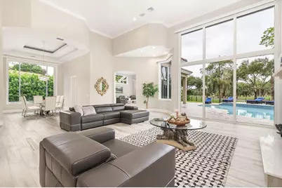 1543 Breakers West Boulevard, West Palm Beach, FL 33411 - Photo 10