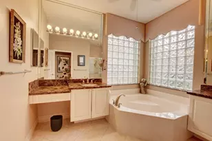 7090 Prado Lake Dr, Delray Beach, FL 33446 - Photo 18
