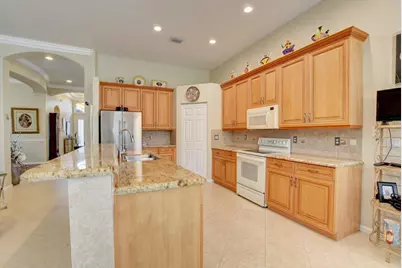 7090 Prado Lake Drive, Delray Beach, FL 33446 - Photo 12