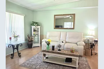 8204 W Bitterbush Lane, Port Saint Lucie, FL 34952 - Photo 4