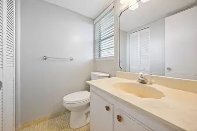 230 NE 26th Avenue #206, Boynton Beach, FL 33435 - Photo 12