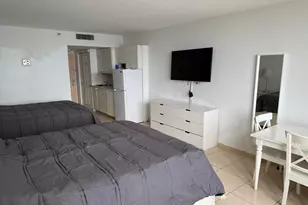 19201 Collins Ave, North Miami Beach, FL 33160 - Photo 6