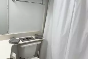 19201 Collins Ave, North Miami Beach, FL 33160 - Photo 8