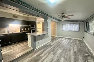 1014 W Broward St, Lantana, FL 33462 - Photo 16