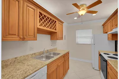 2340 SW 22nd Avenue #306, Delray Beach, FL 33445 - Photo 4